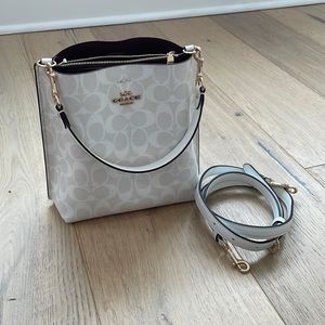 BRAND NEW Coach handbag/crossbody bag